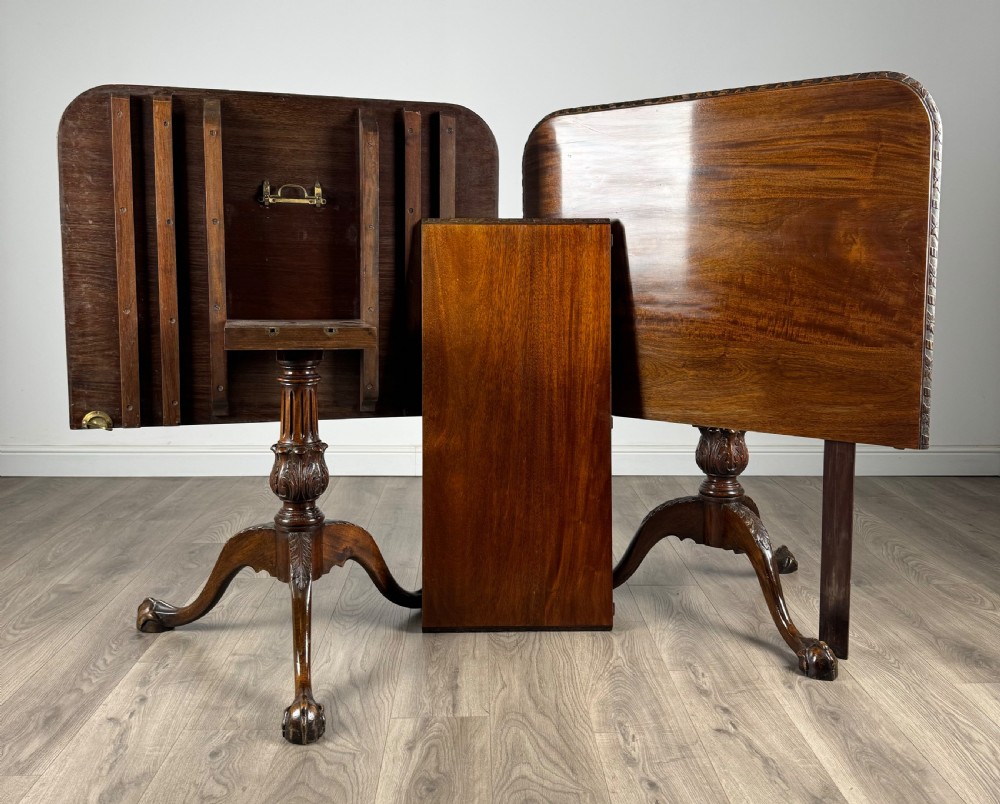 Antique 20th Century Carved Dining Table In Mahogany View III
