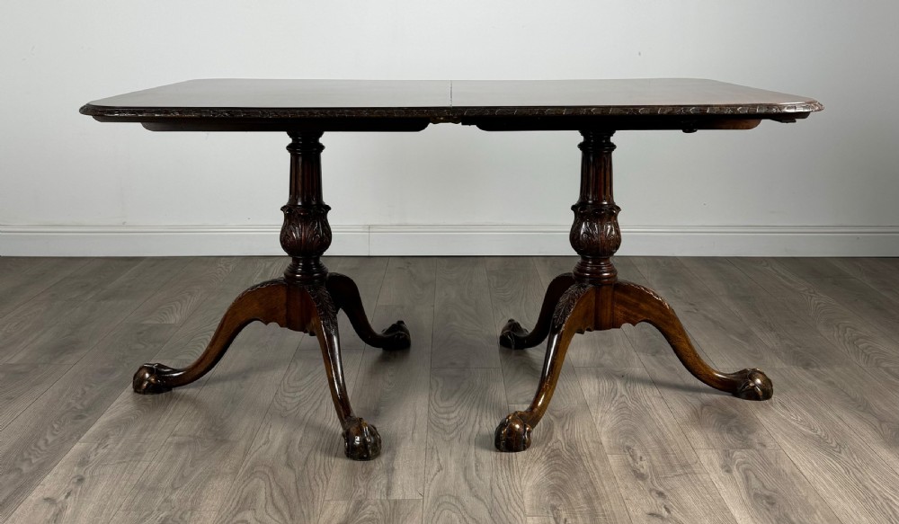 Antique 20th Century Carved Dining Table In Mahogany View VI
