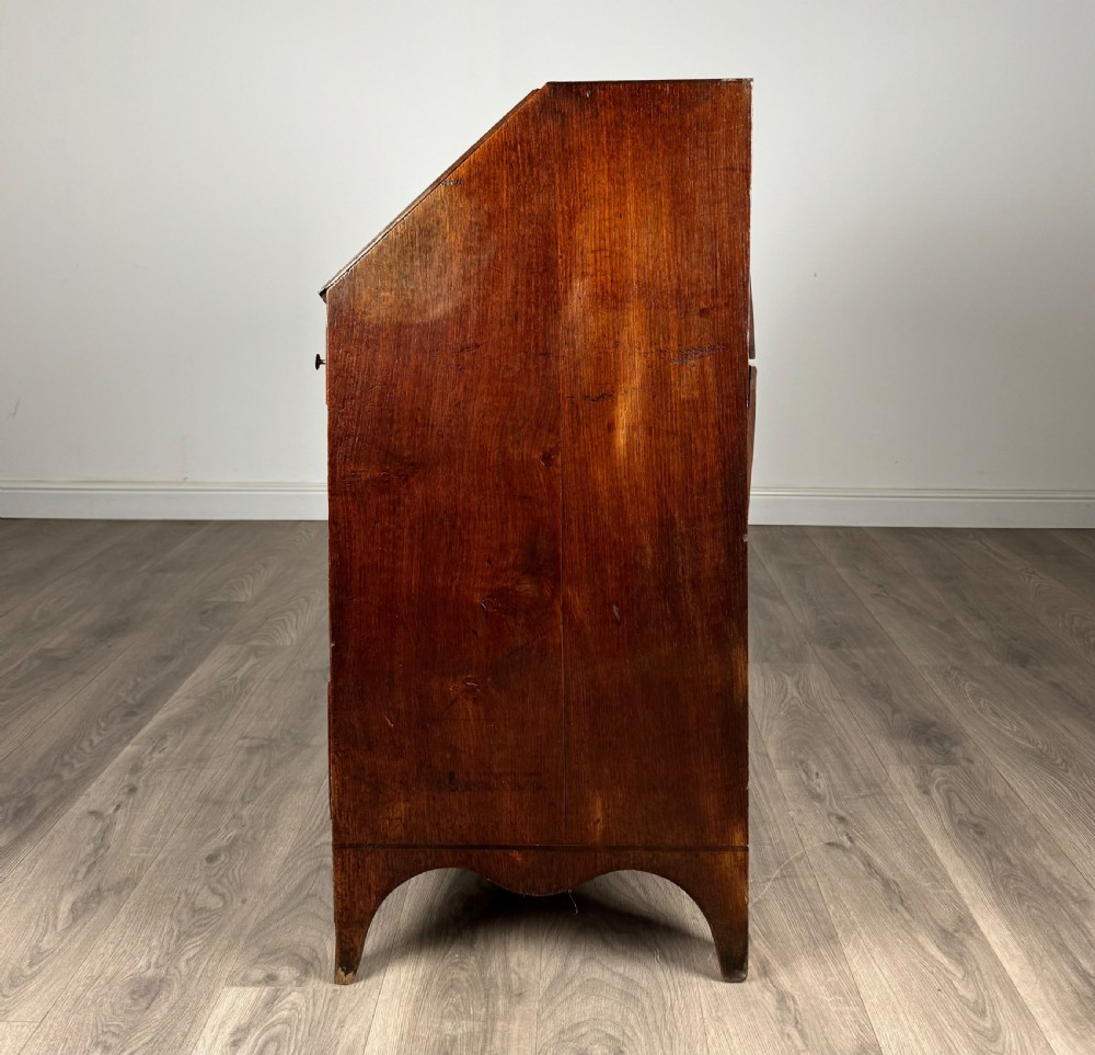 Antique 18th Century Bureau In Oak View IV