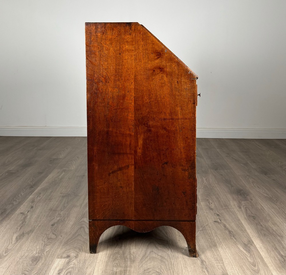 Antique 18th Century Bureau In Oak View VIII