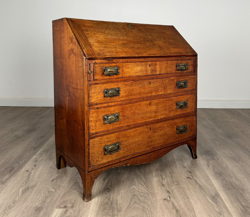 Antique 18th Century Bureau In Oak View IX