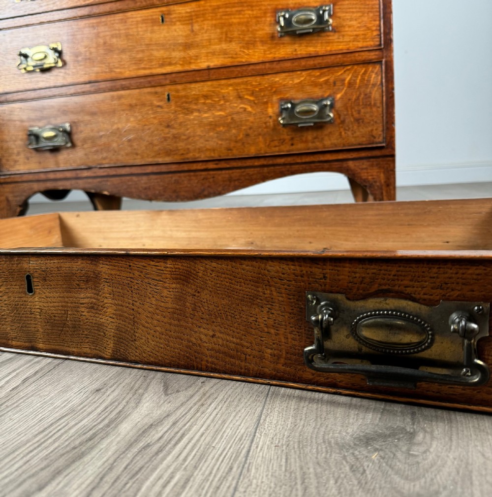 Antique 18th Century Bureau In Oak View XII