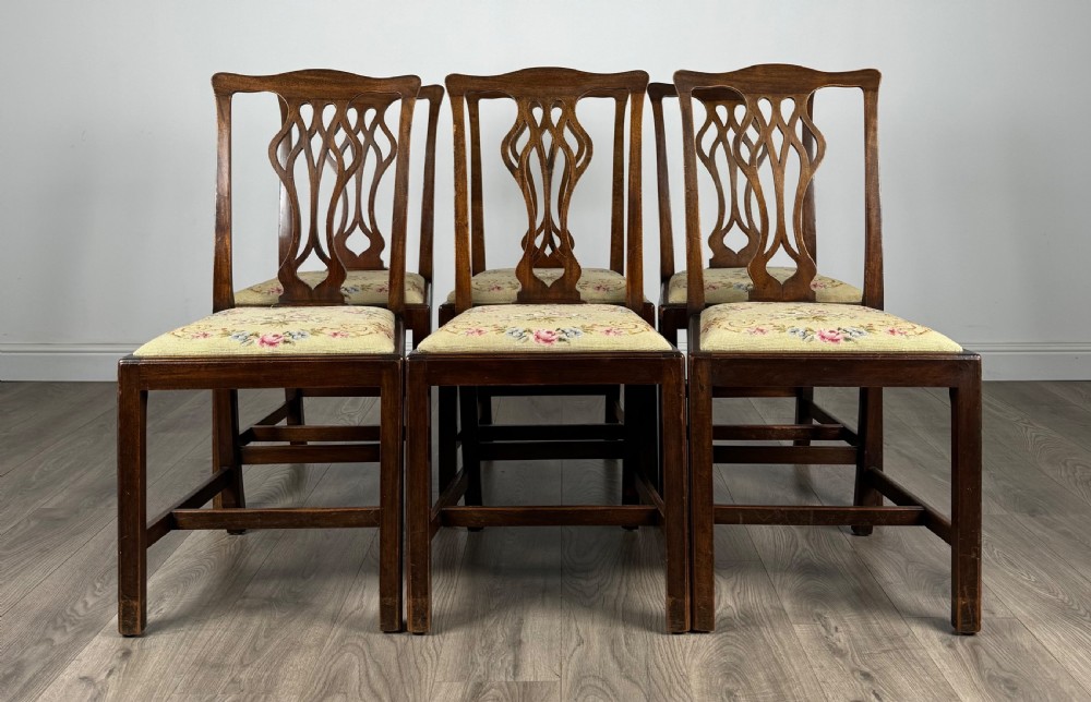 Antique 18th Century Set Of 6 Mahogany Dining Chairs
