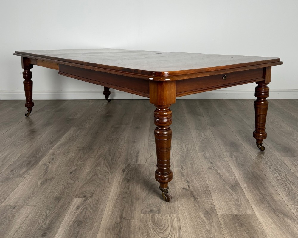 Antique Late 19th Century Large Mahogany Extending Dining Table