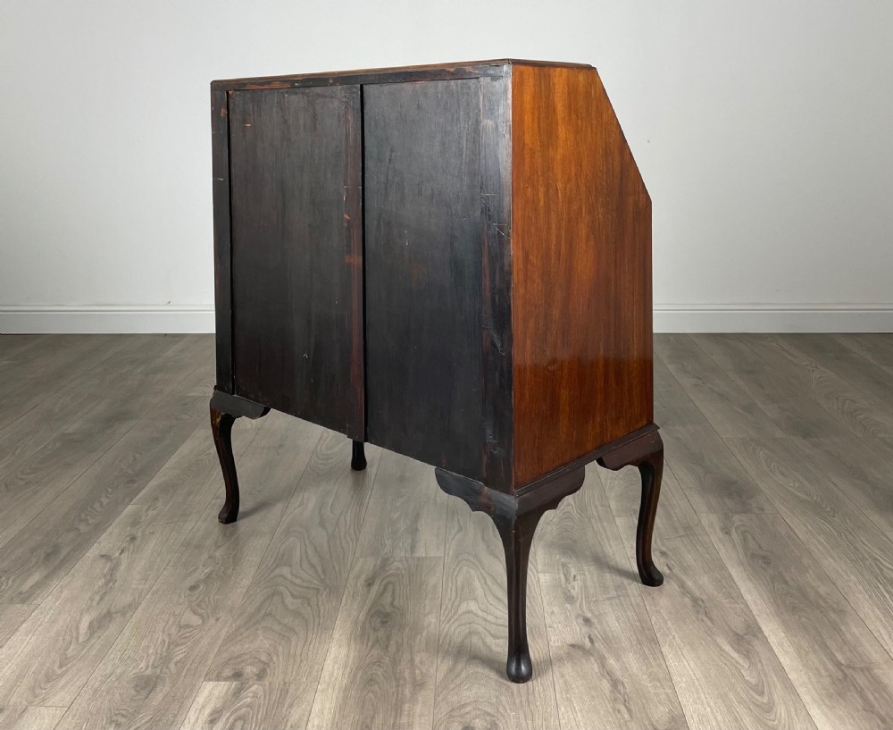 Antique 20th Century Chippendale Style Bureau In Mahogany View VII