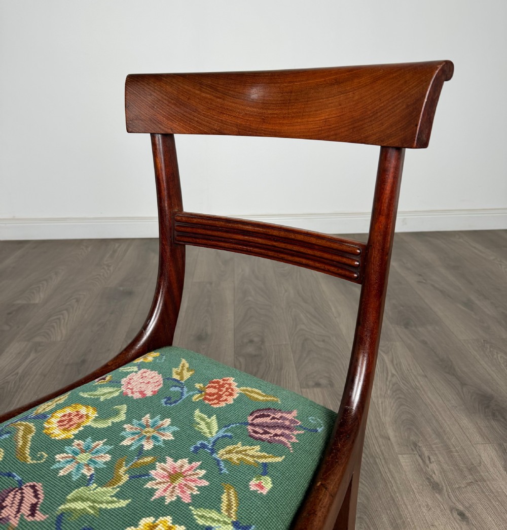 Antique 18th Century Set Of 6 Mahogany Dining Chairs View III