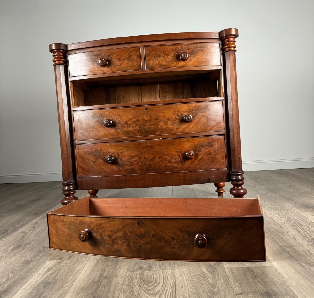 Antique 19th Century Bow Front Chest Of Drawers In Mahogany View X