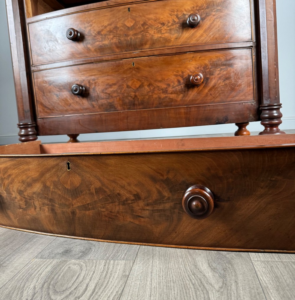 Antique 19th Century Bow Front Chest Of Drawers In Mahogany View XI