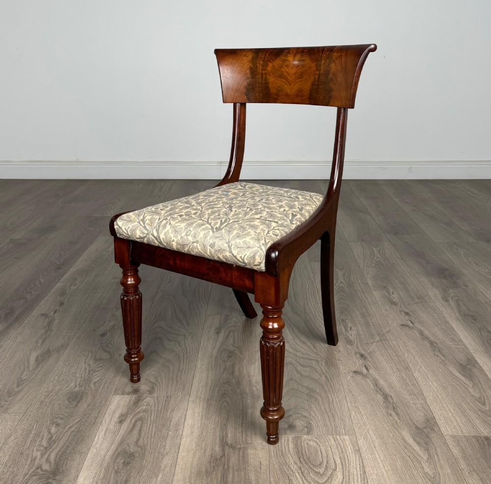 Antique 18th Century Set Of 6 Mahogany Dining Chairs View II