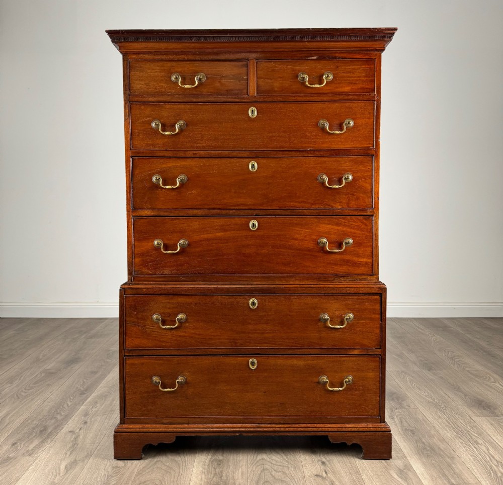Antique Early 19th Century Chest On Chest In Mahogany