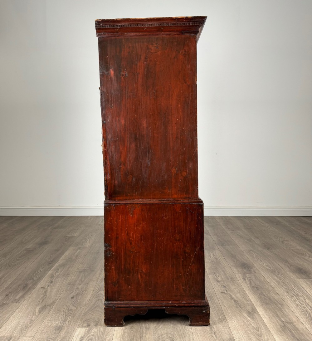 Antique Early 19th Century Chest On Chest In Mahogany View VII