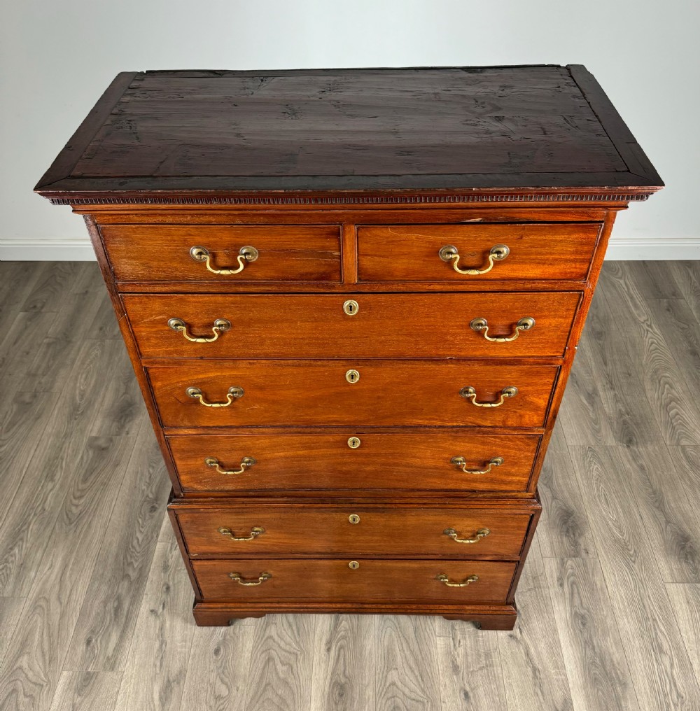 Antique Early 19th Century Chest On Chest In Mahogany View XI