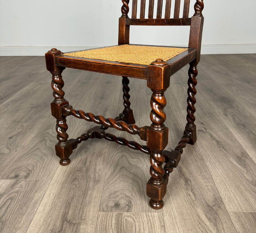 xAntique 20th Century Set Of 4 Barley Twist Dining Chairs In Oak View IV