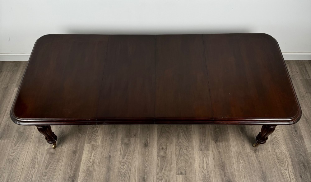 Antique 20th Century Victorian Style Dining Table In Mahogany View VI