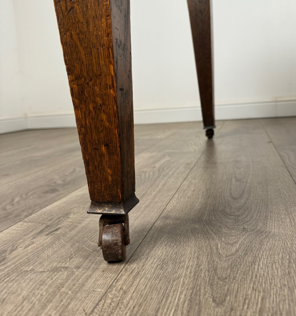 Antique 20th Century Dining Table In Oak View VI