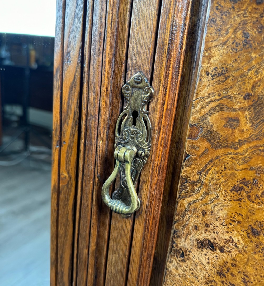 Antique 19th Century Quality Wardrobe In Oak View XI