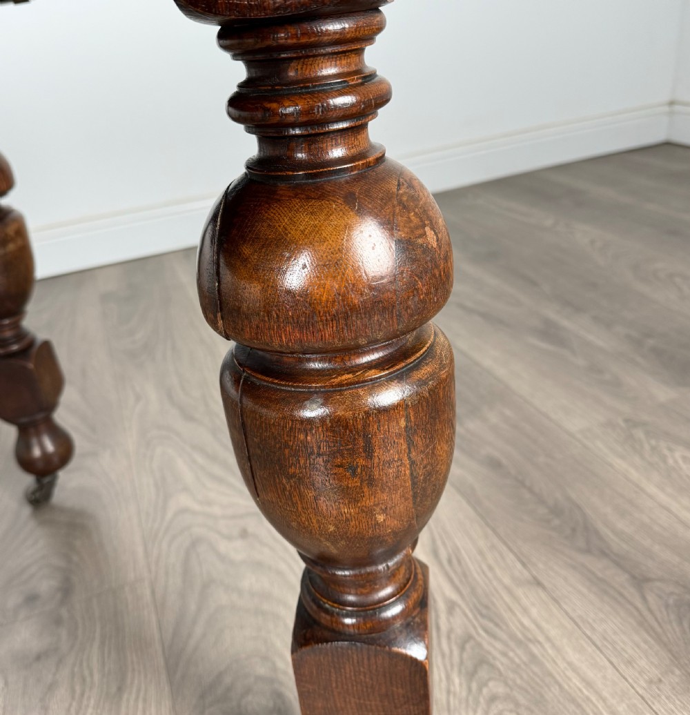 Antique 20th Century Dining Table In Oak View VI