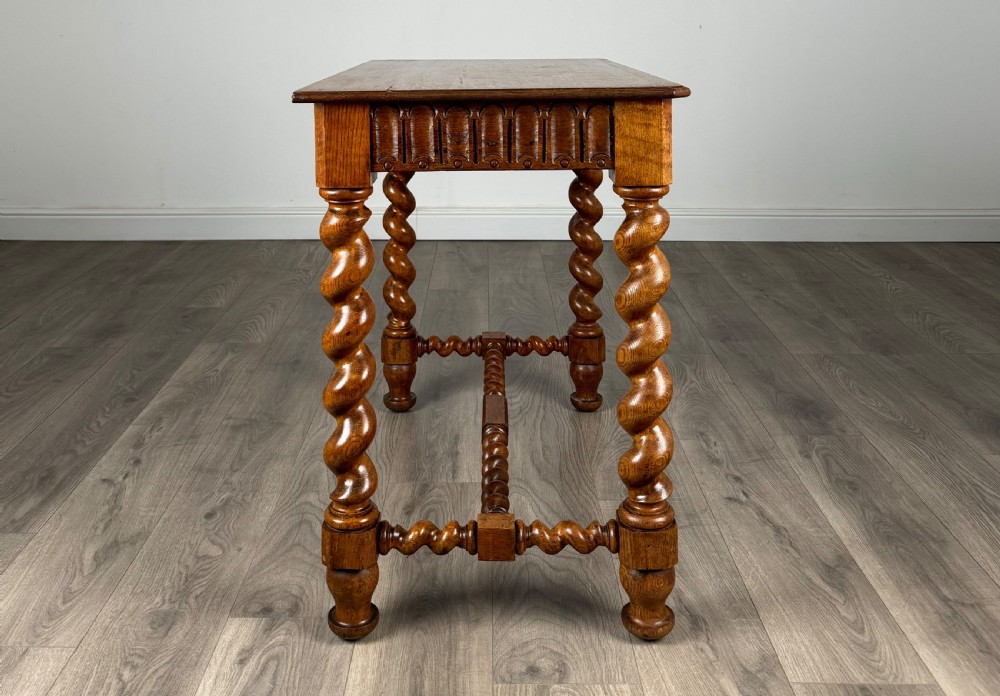 Antique 20th Century Barley Twist Side Table In Golden Oak View VII