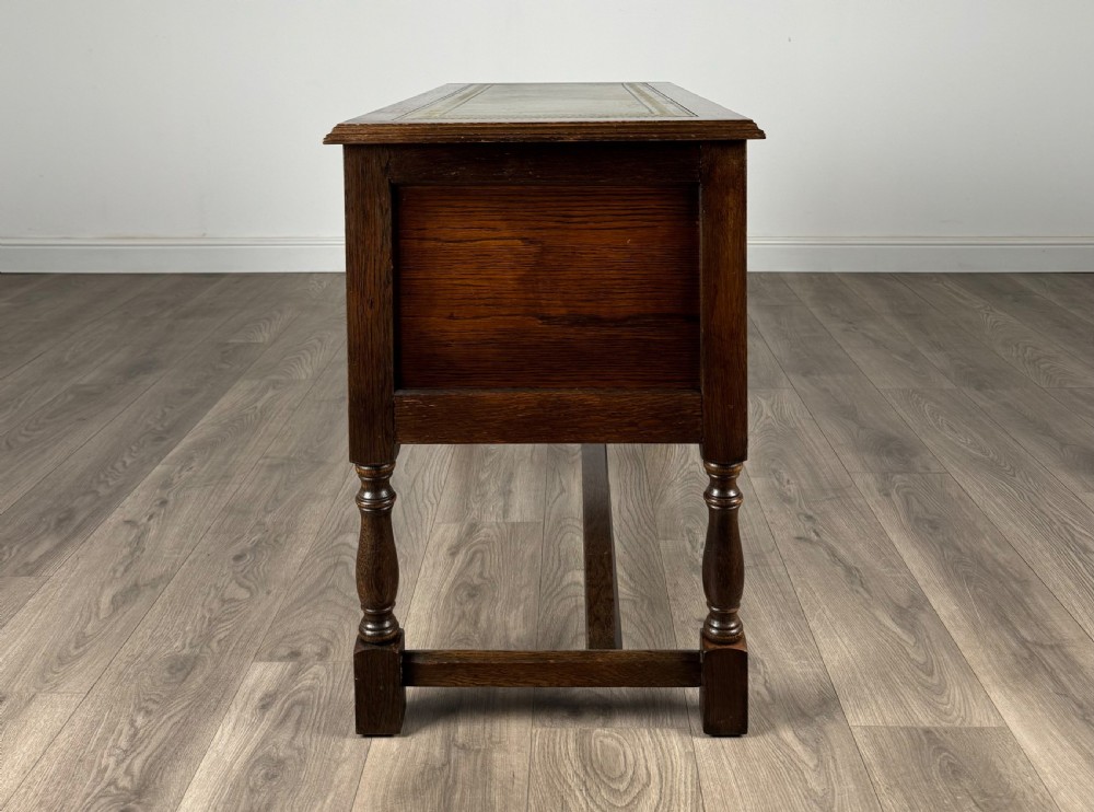 Antique 20th Century Leather Top Writing Desk In Oak View III