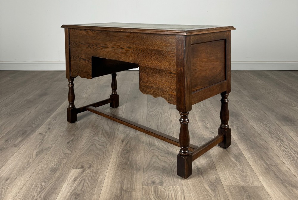 Antique 20th Century Leather Top Writing Desk In Oak View VI