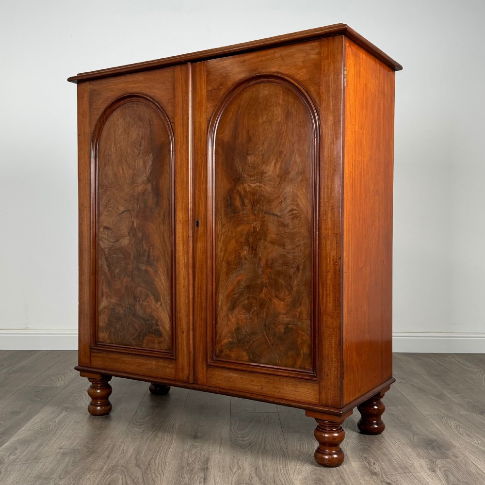  Antique 19th Century Dwarf Wardrobe In Mahogany View III