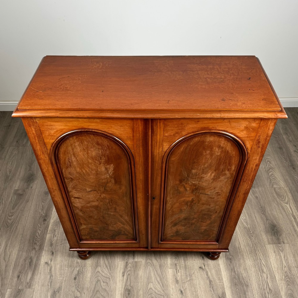  Antique 19th Century Dwarf Wardrobe In Mahogany View X