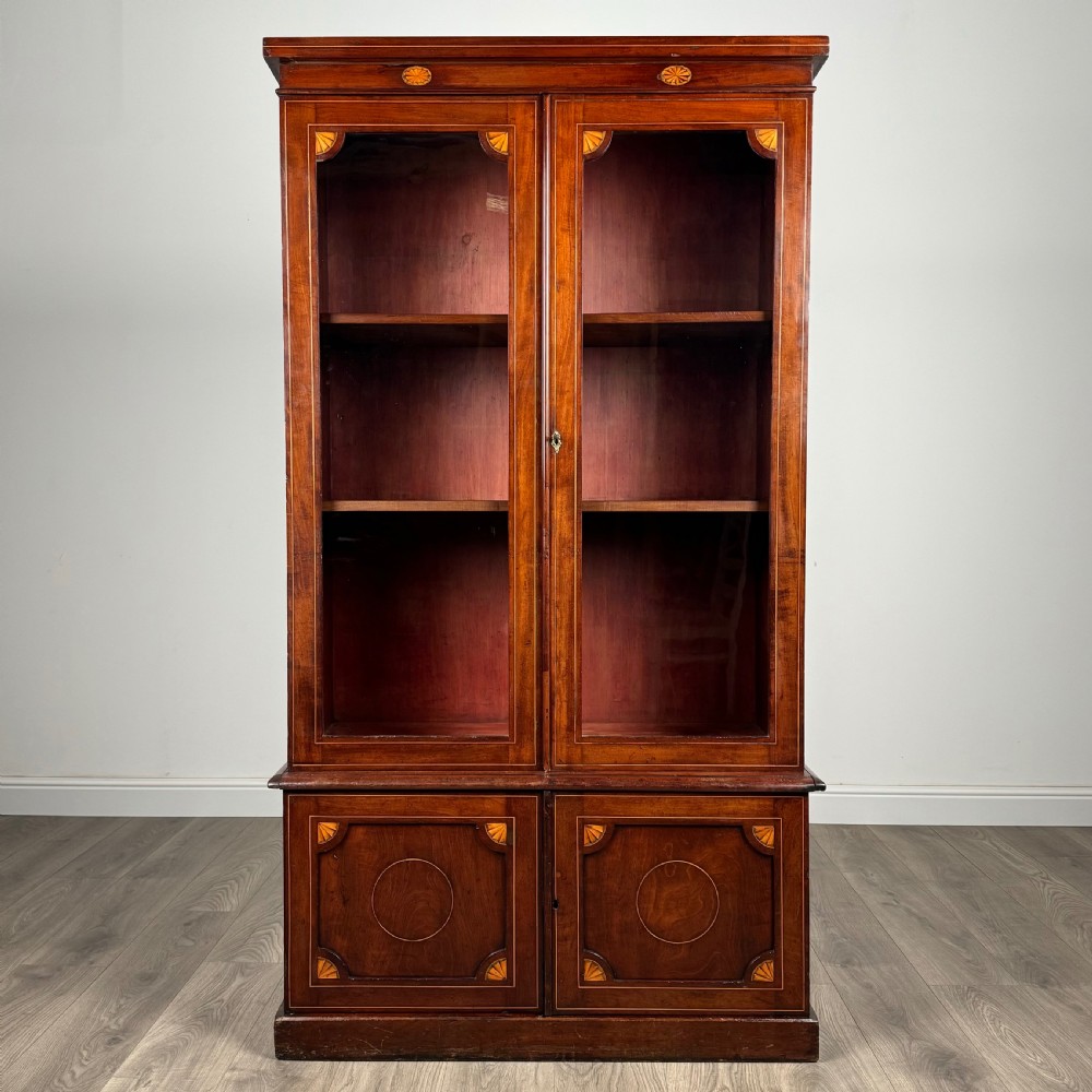 Antique 19th Century Display Cabinet In Mahogany