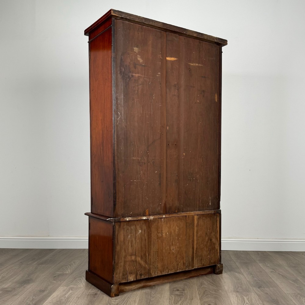 Antique 19th Century Display Cabinet In Mahogany View V