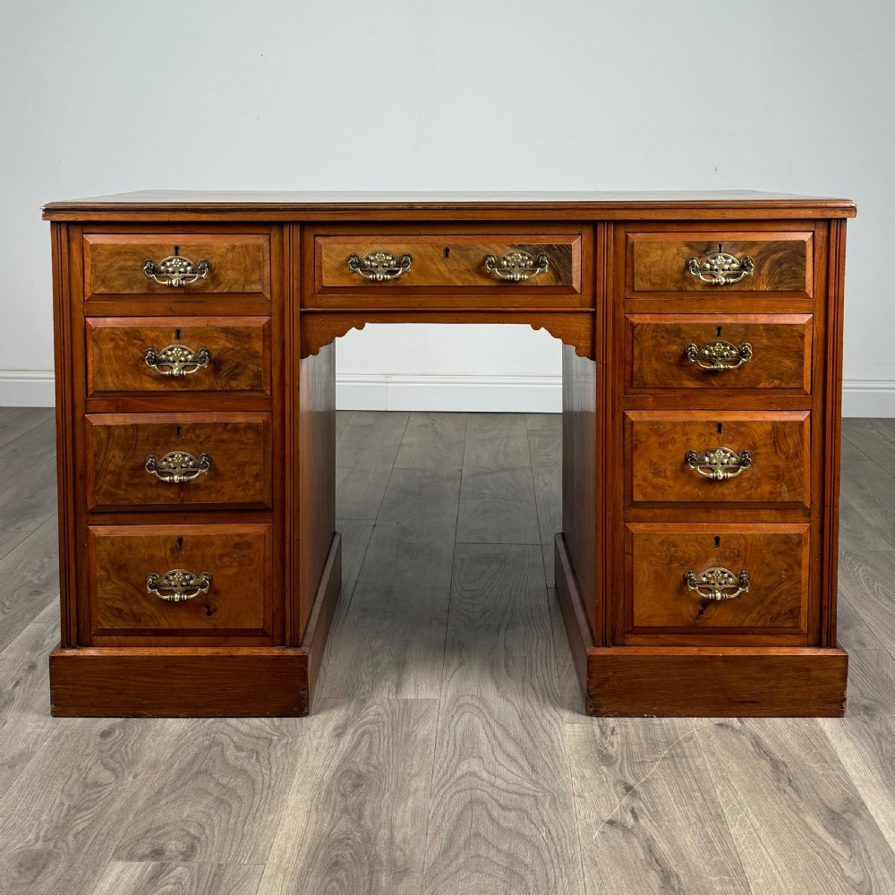 Antique 20th Century Desk In Walnut