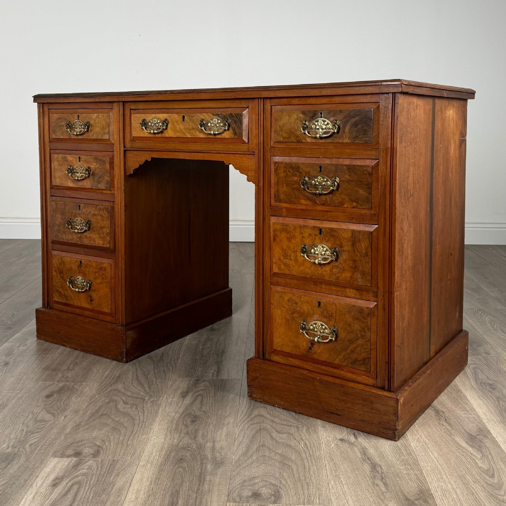 Antique 20th Century Desk In Walnut View II