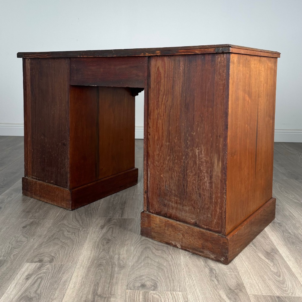 Antique 20th Century Desk In Walnut View VI