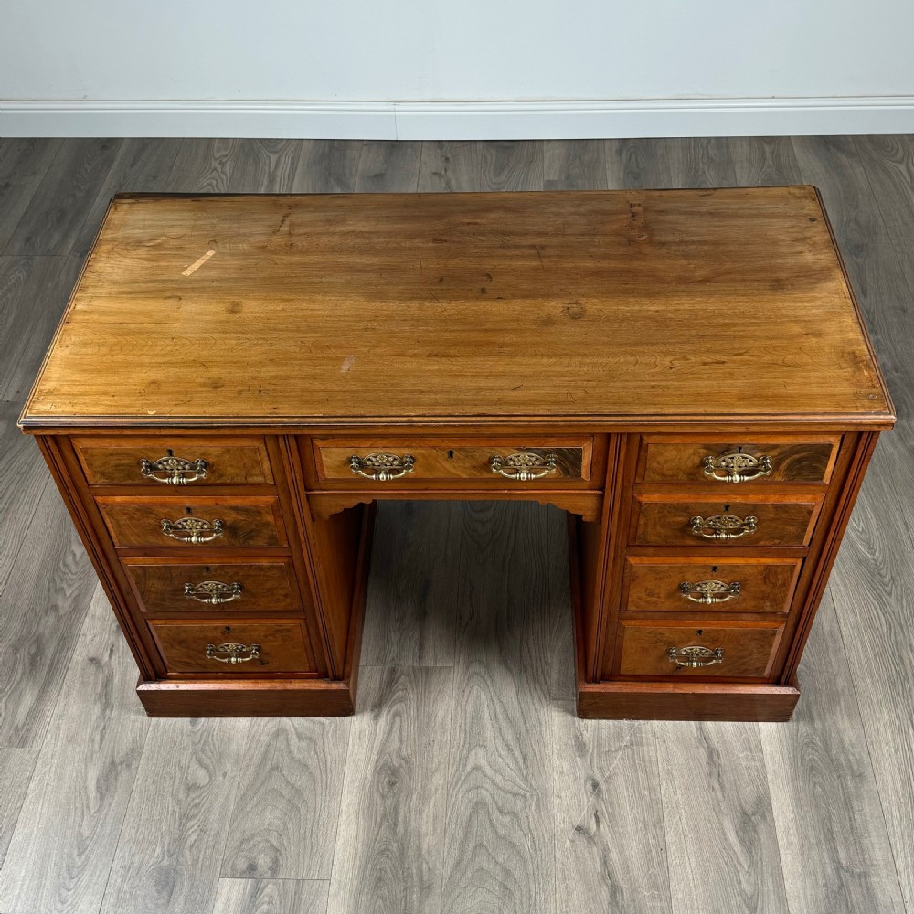 Antique 20th Century Desk In Walnut View IX
