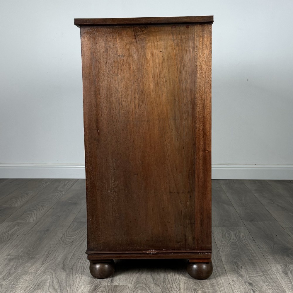 Antique 19th Century Chest Of Drawers In Mahogany  View III