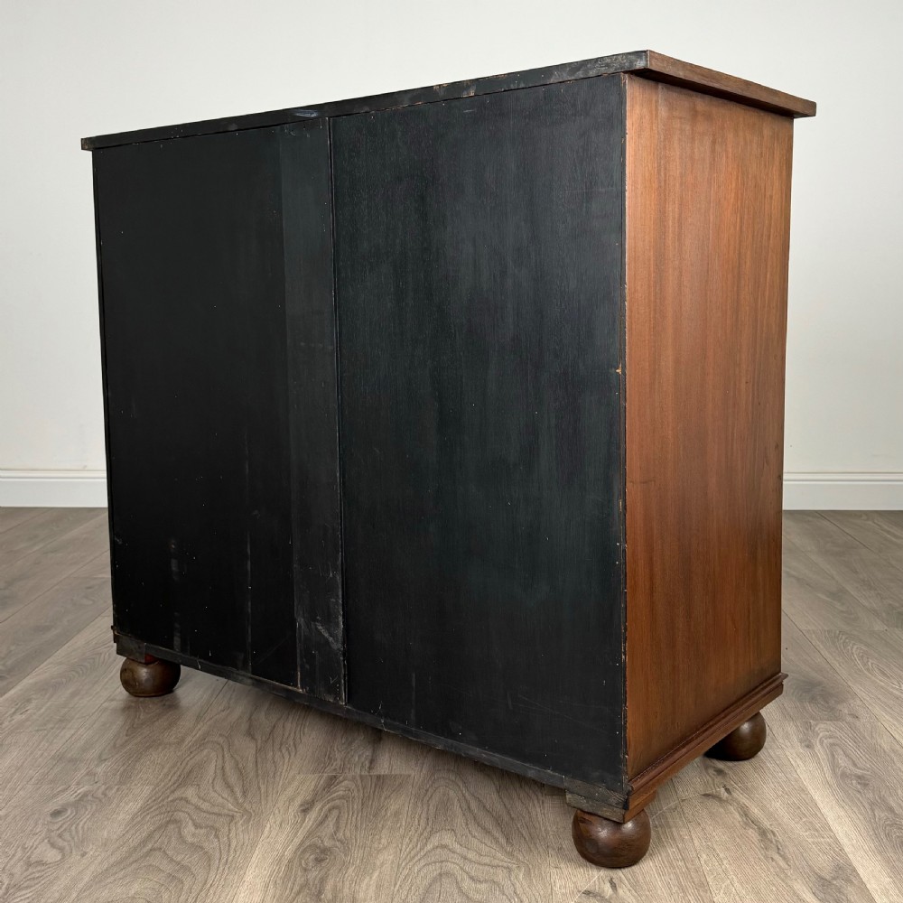 Antique 19th Century Chest Of Drawers In Mahogany  View VI