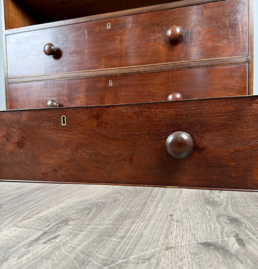 Antique 19th Century Chest Of Drawers In Mahogany  View XI