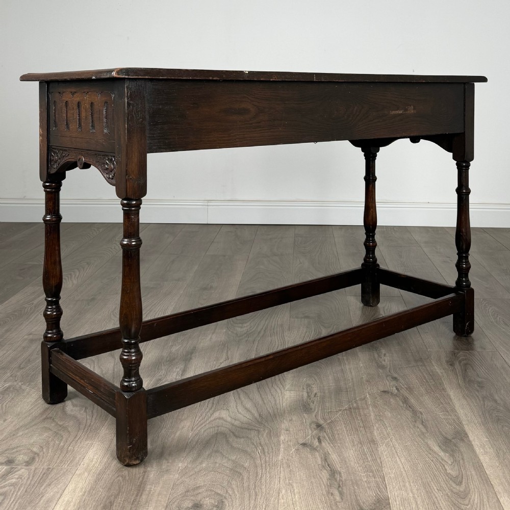 Antique 20th Century Carved Side Table In Oak 
 View IV