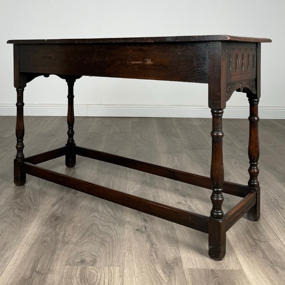 Antique 20th Century Carved Side Table In Oak 
 View VI
