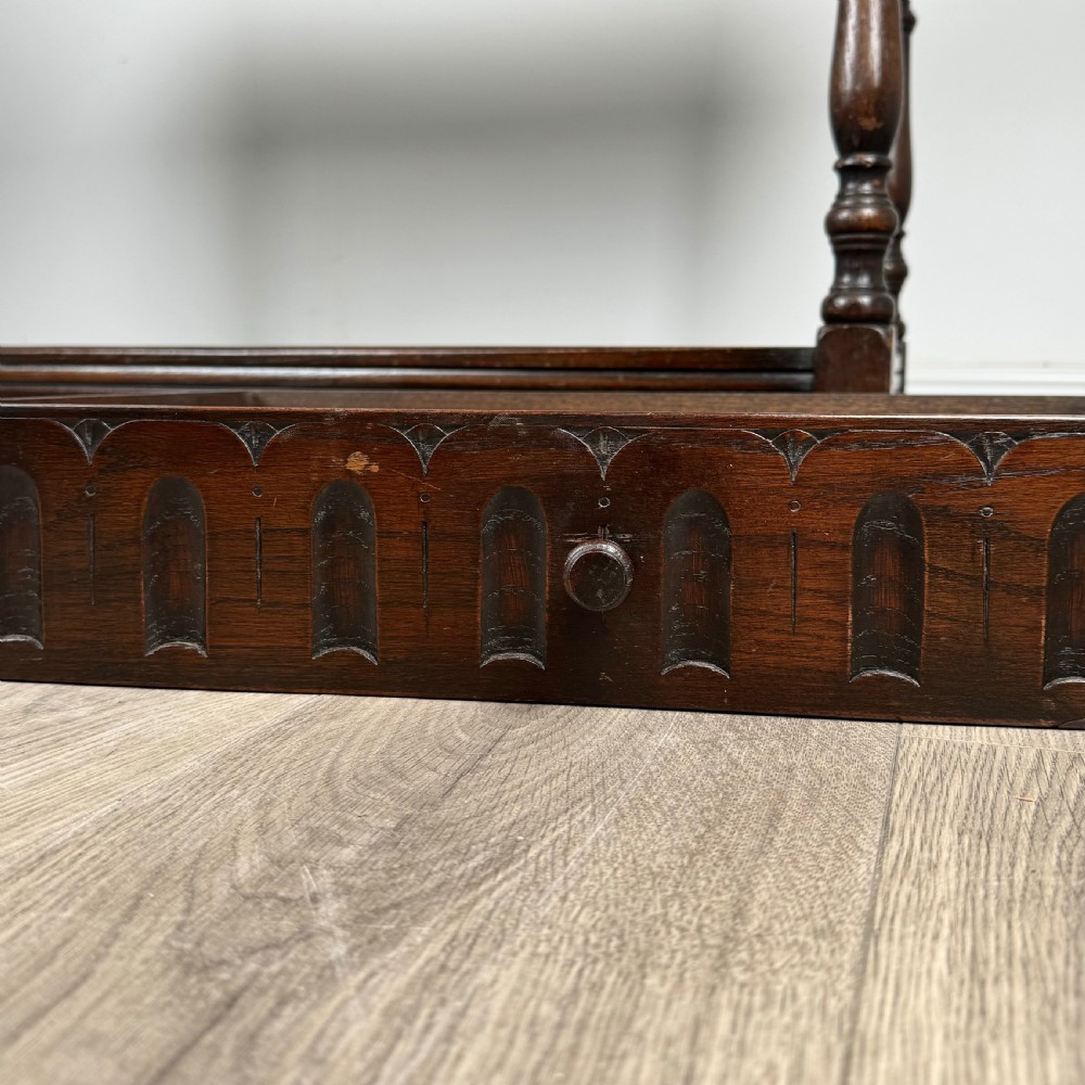 Antique 20th Century Carved Side Table In Oak 
 View XI