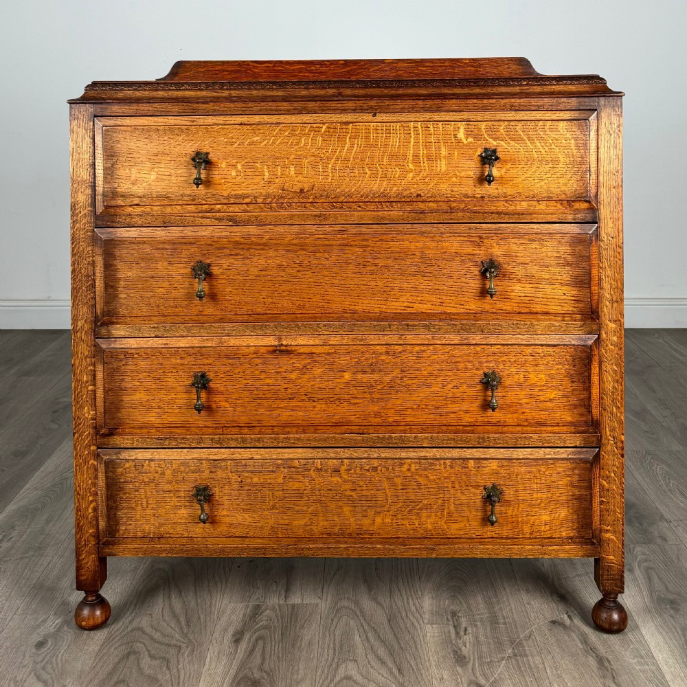 Antique 20th Century Chest Of Drawers In Golden Oak 