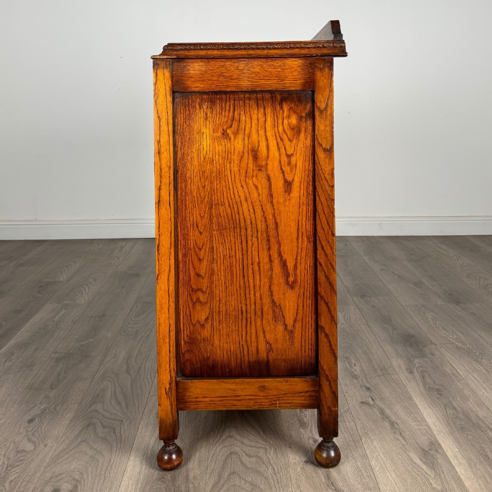 Antique 20th Century Chest Of Drawers In Golden Oak  View III