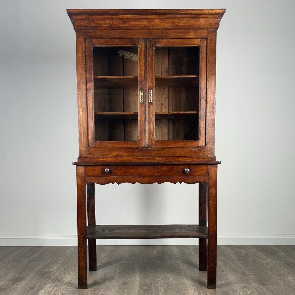 Antique 19th Century Country House Cabinet In Oak 
