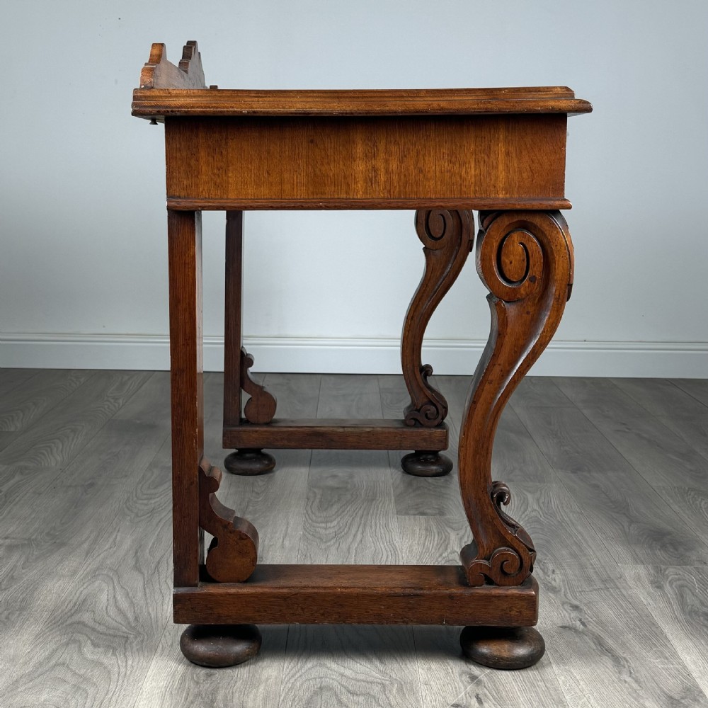 Antique 19th Century Console Table / Side Table In Oak  View VII