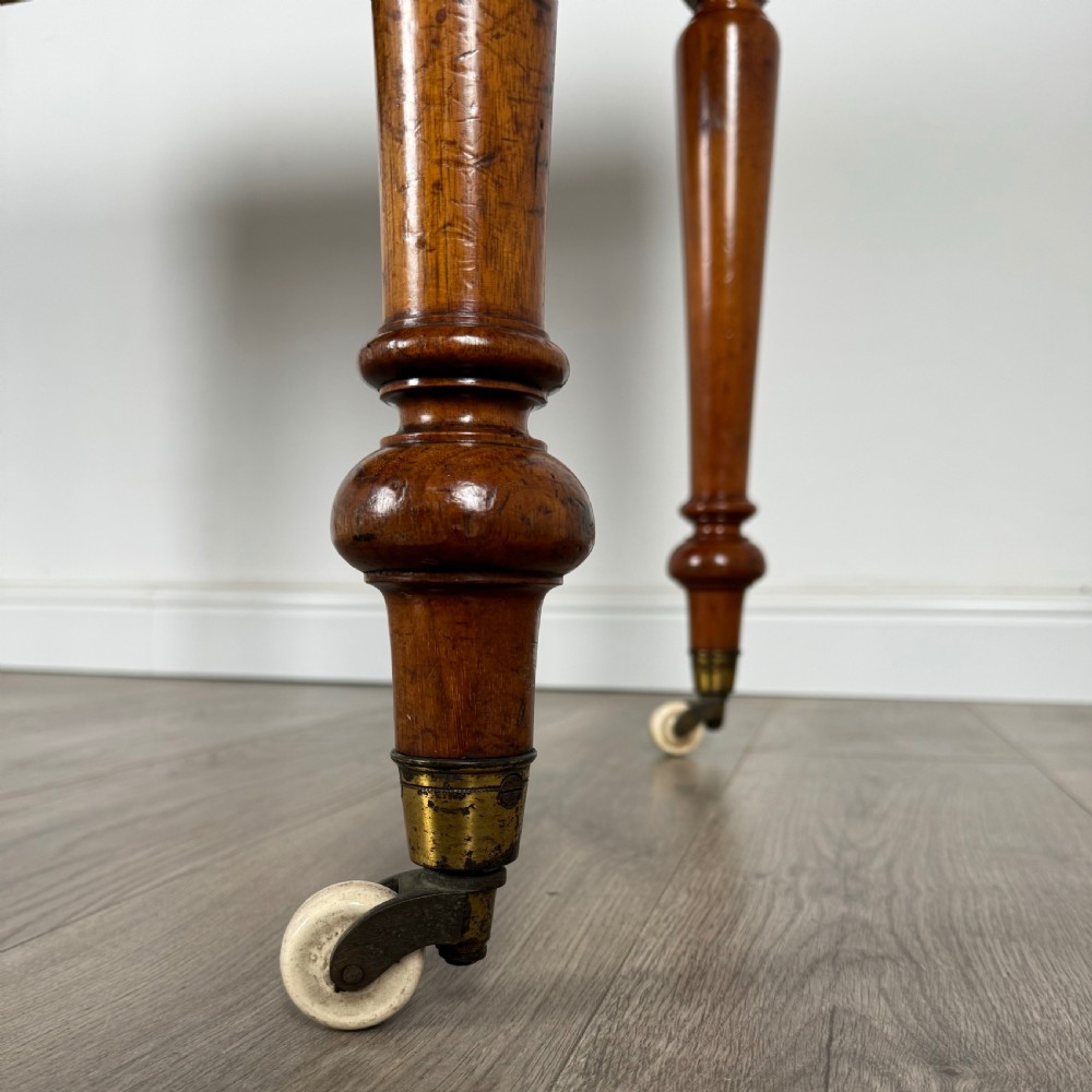  Antique 19th Century Fine Quality Writing Table In Mahogany 
 View XI