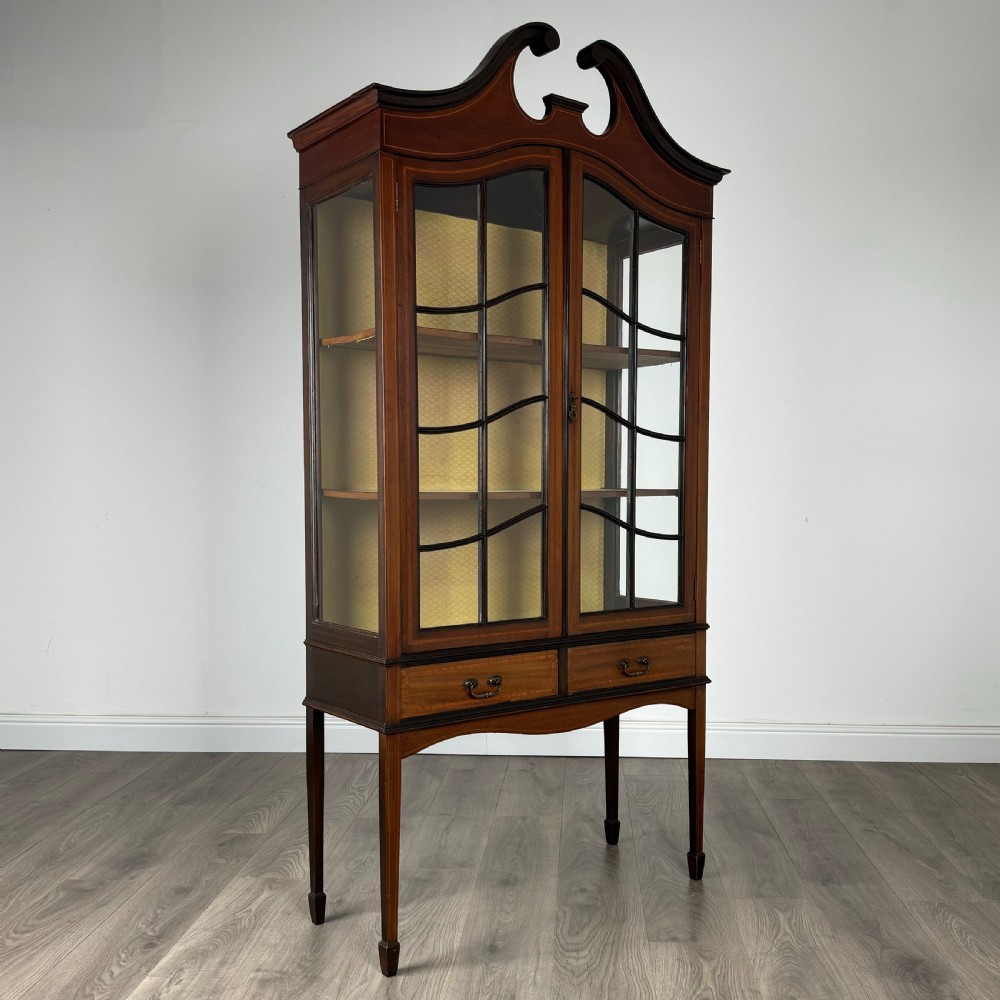 Antique 19th Century Display Cabinet In Mahogany View IX
