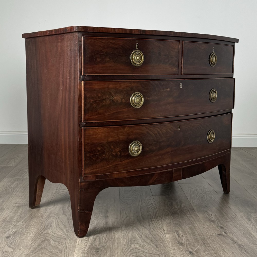 Antique 18th Century Bow Front Chest Of Drawers In Mahogany 
 View VIII