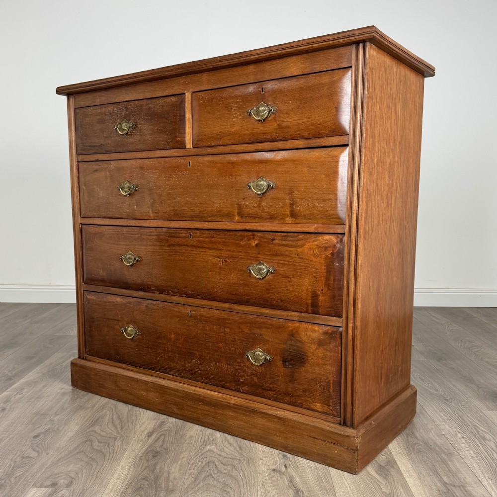 Antique 20th Century Fine Quality Walnut Chest Of Drawers  View II