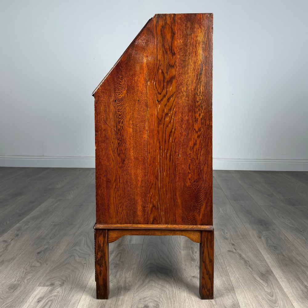 Antique 20th Century Bureau In Oak  View IV