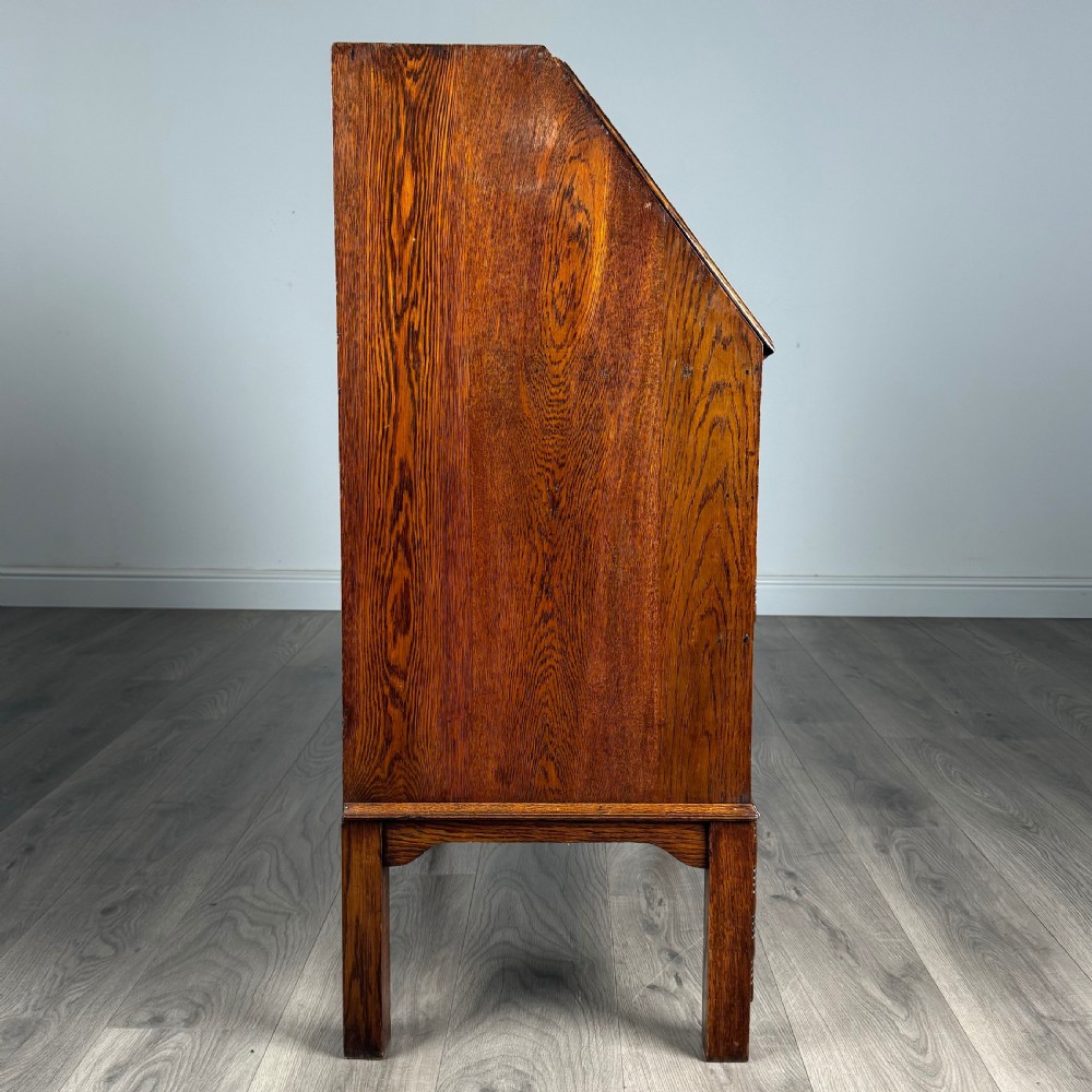 Antique 20th Century Bureau In Oak  View VIII