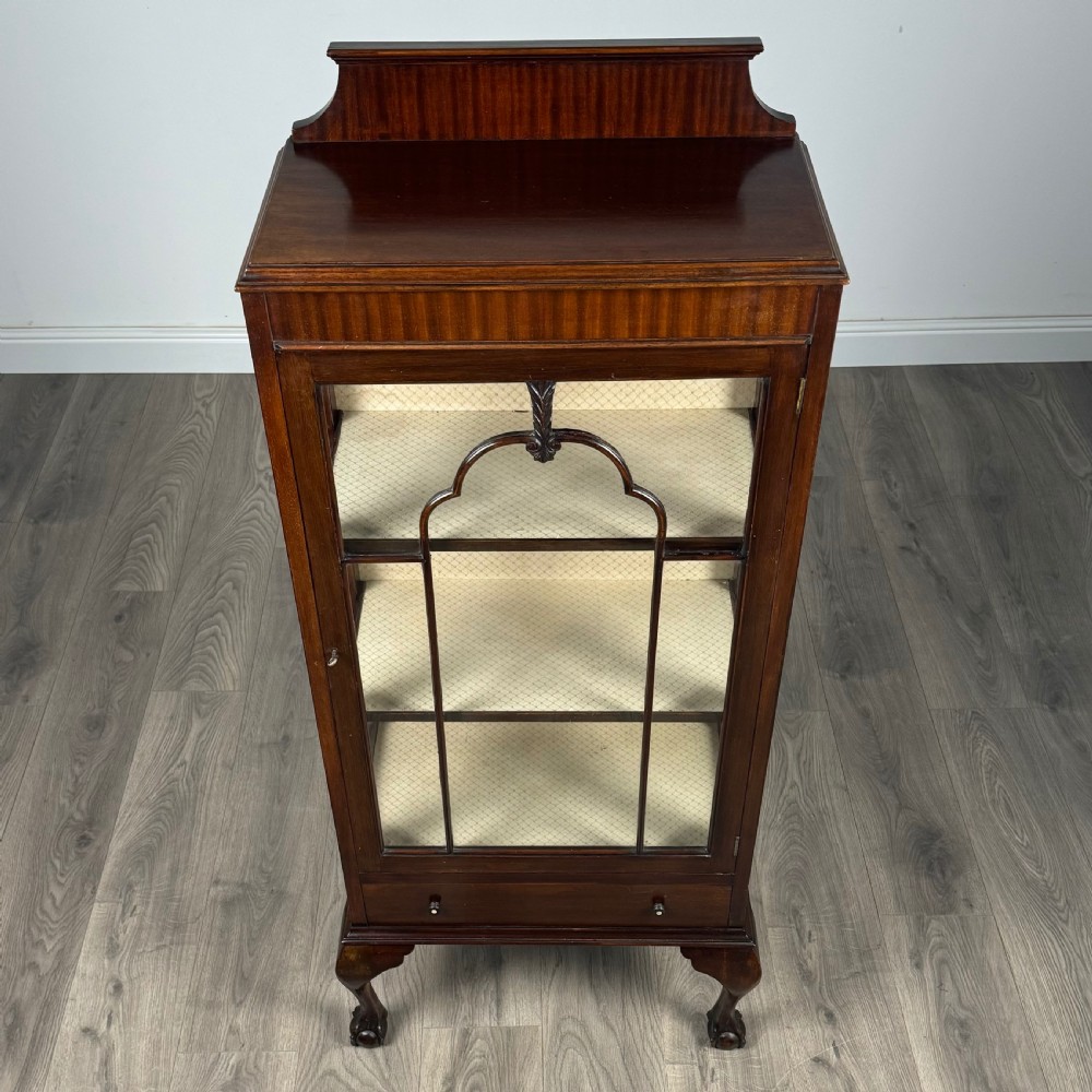 Antique 20th Century Display Cabinet In Mahogany  View X