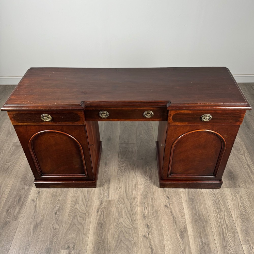 Antique 18th Century Pedestal Sideboard In Mahogany  View X